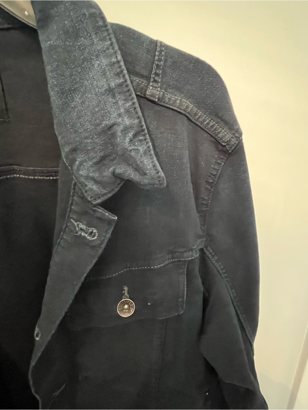 William Rast Jean jacket - Picture 2 of 12
